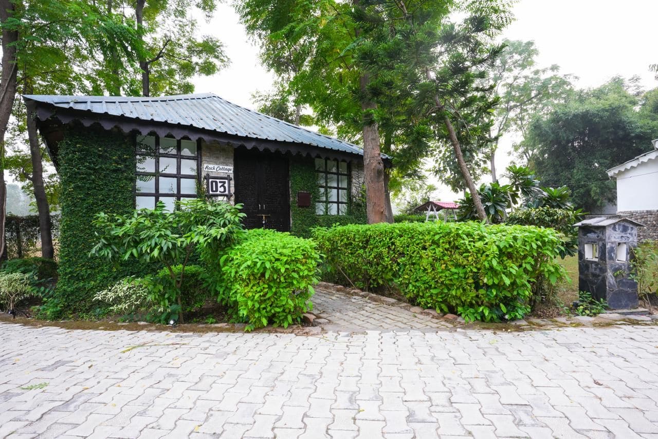 Rock Cottage 1