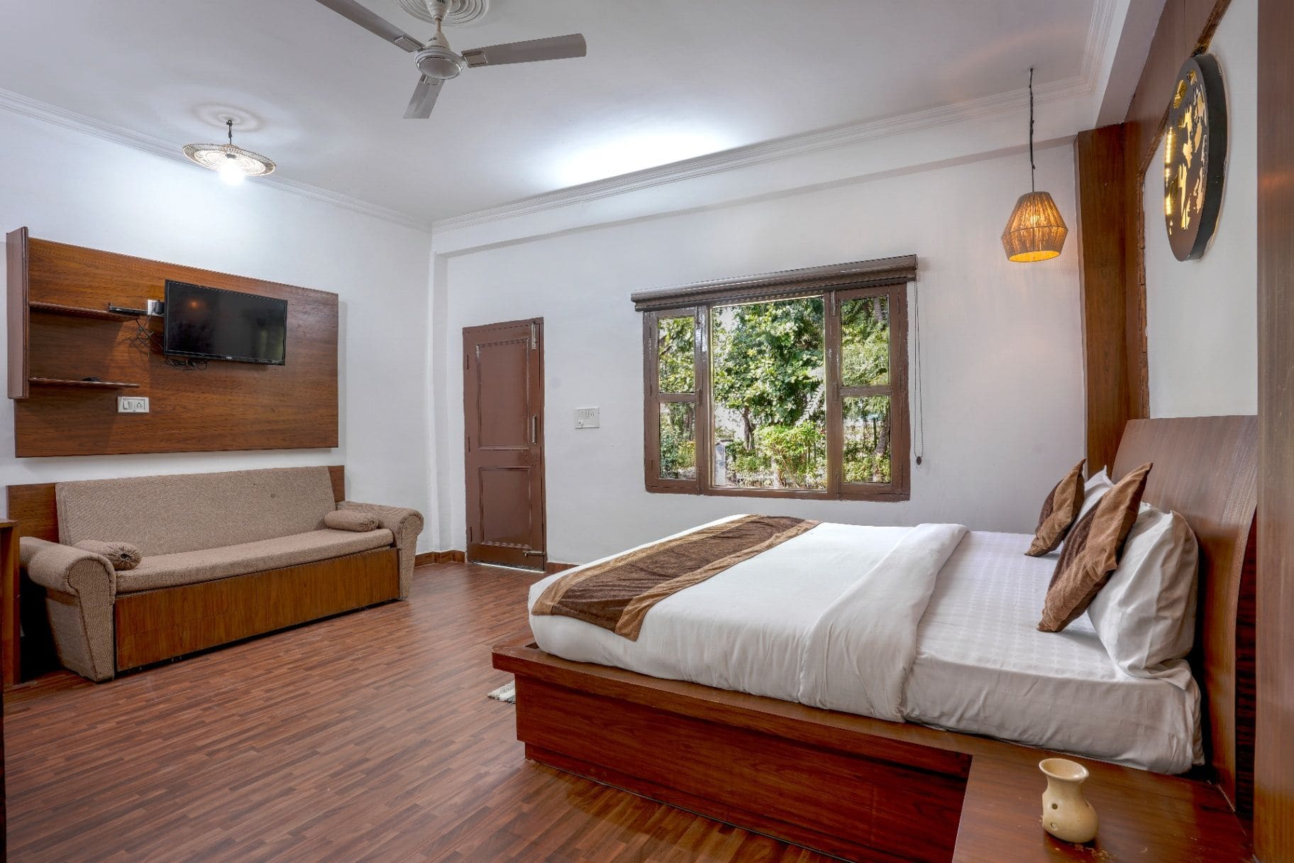 Super Deluxe Room 2